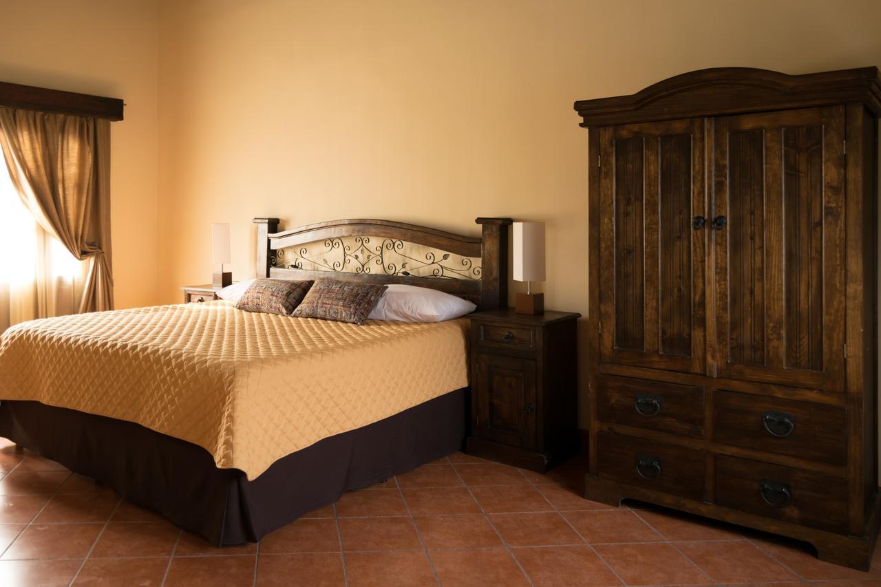 Hotel Casa San Bartolo Antigua Esterno foto